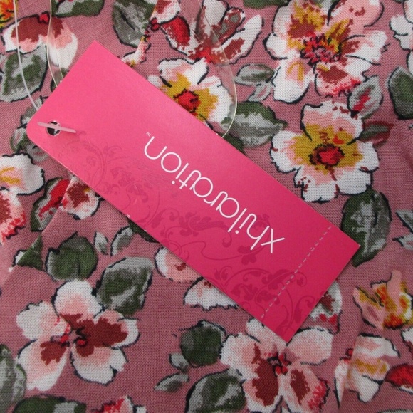 Pink Floral Keyhole Romper XS NWT - Picture 7 of 13